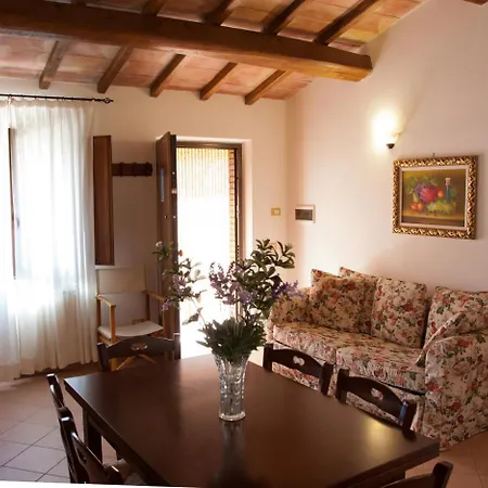 Holiday home Agriturismo Isola Verde